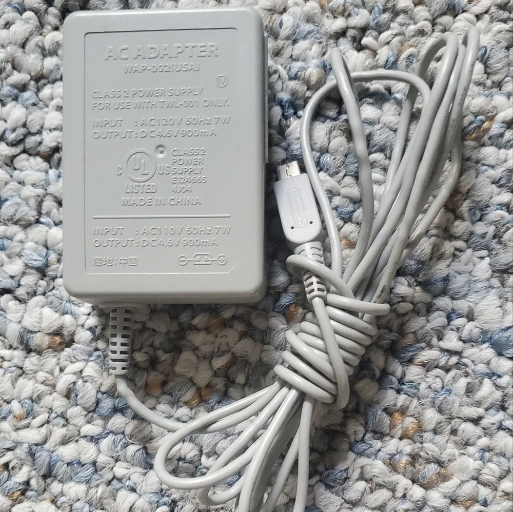 COPY - Nintendo Charger